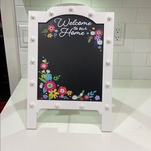 SOLD β‘οΈSALEπ‘Welcome to our home lighted standπ‘